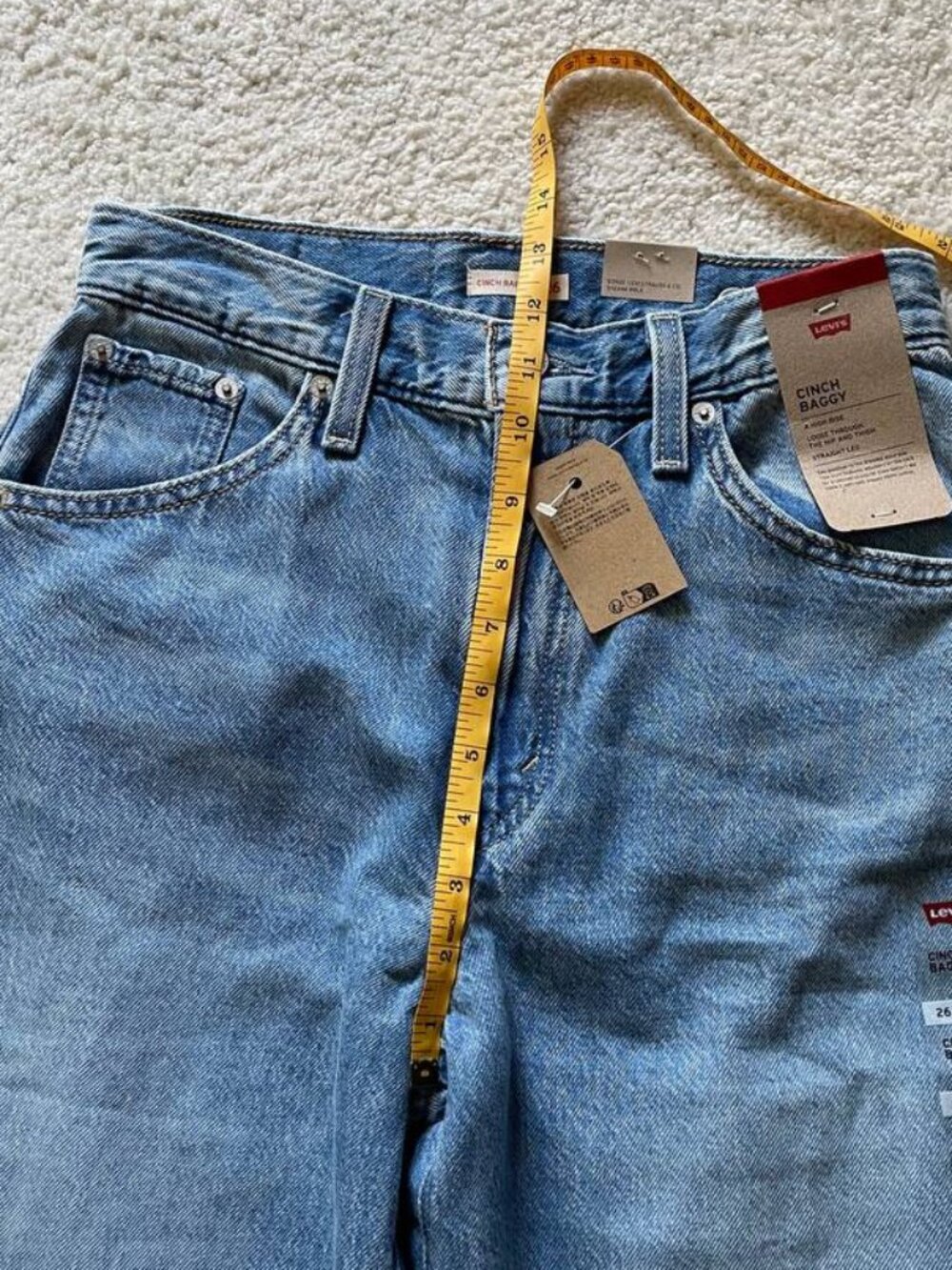 NWT Levi's Cinch Baggy High Rise Women's Jeans Size 26/31 - Picture 9 of 13